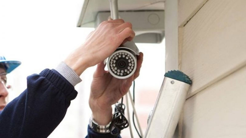 camera ezviz báo đèn đỏ